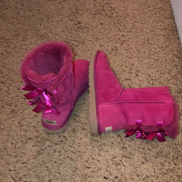 NWOT women’s ugg boots💕 RARE - Picture 2 of 7